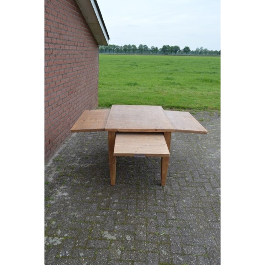 Grote vurenhouten showtafel of buffettafel-4