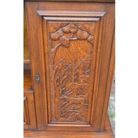 thumb-Massief donker eiken dressoir met houtsnijwerk-3