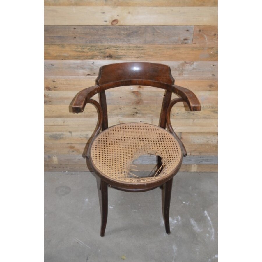 Donkere houten armstoel in Thonet stijl-2