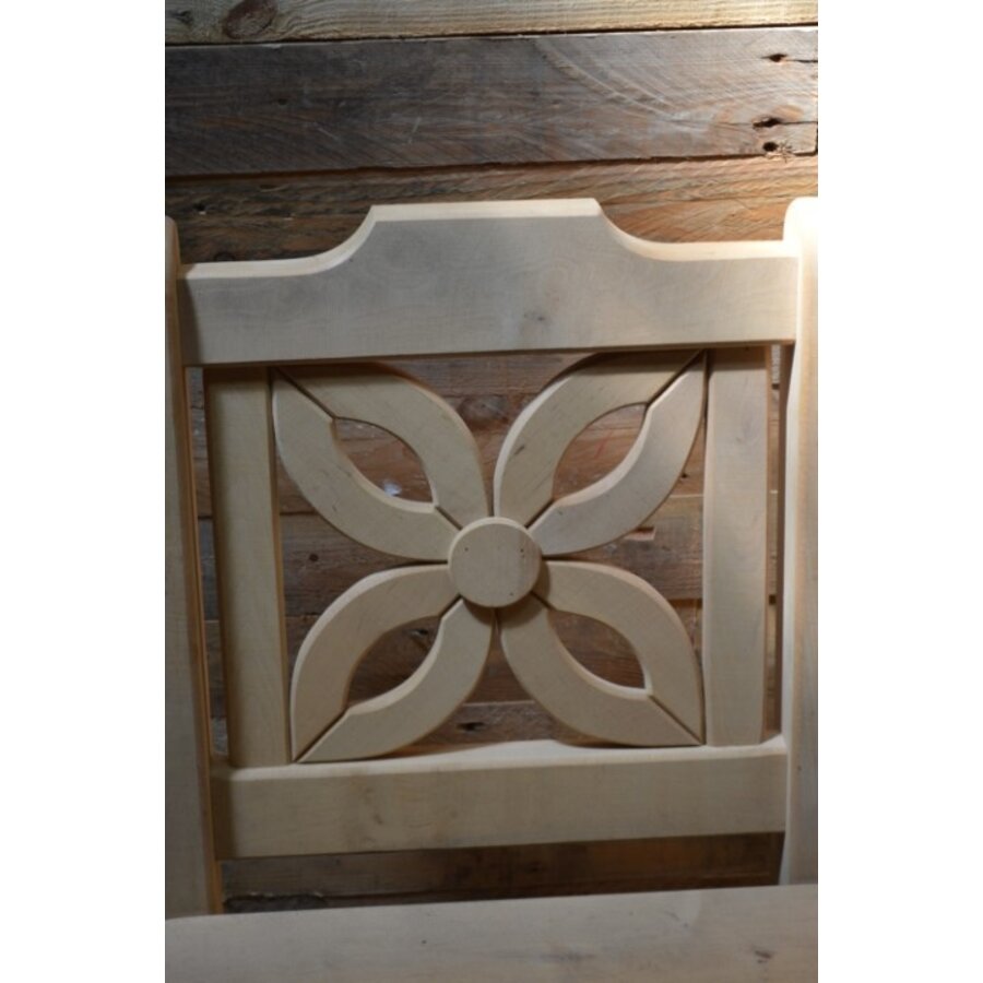Zware houten tuinstoel met bloem rugleuning-5