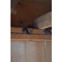 thumb-Antieke kledingkast oud grenen met kuif-10