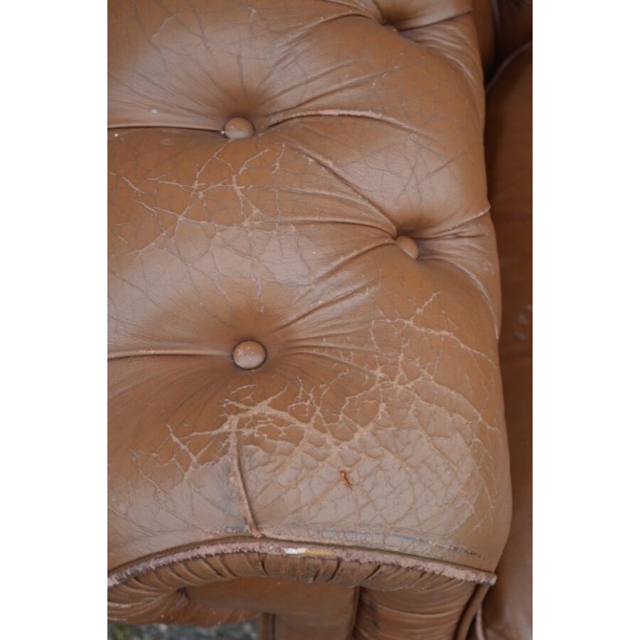 Engelse Chesterfield armfauteuil van leer-7