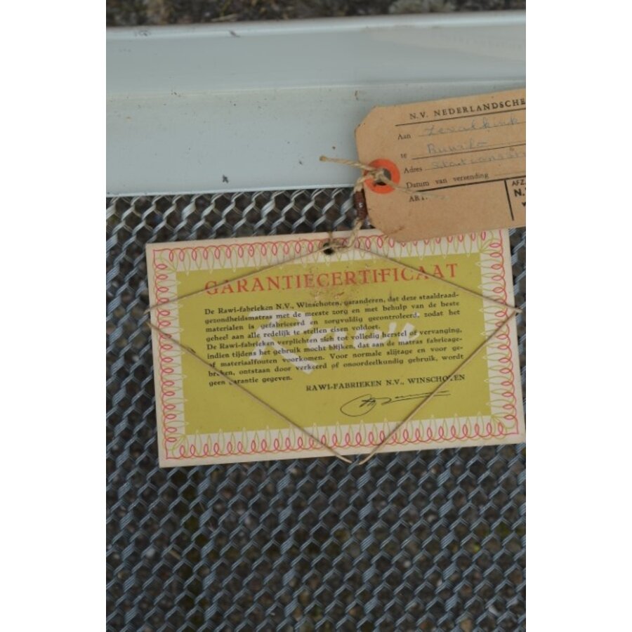 Rawi retro metalen spiraal logeer bed-6