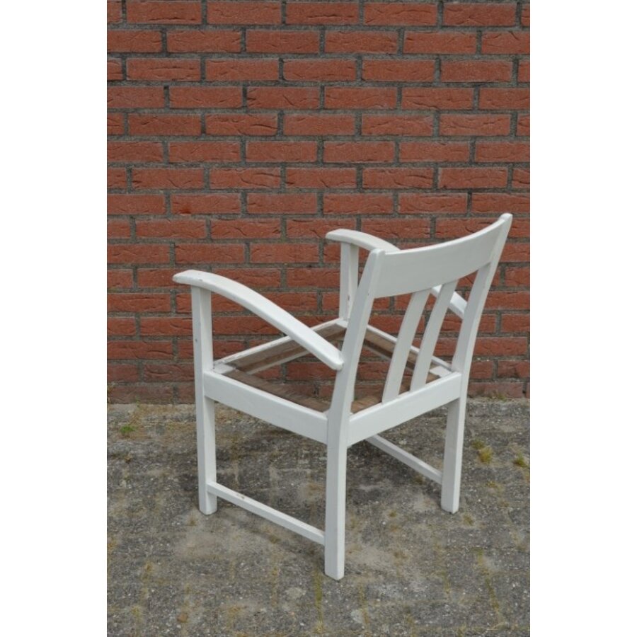Ouderwetse houten armstoel frame opknapper-5