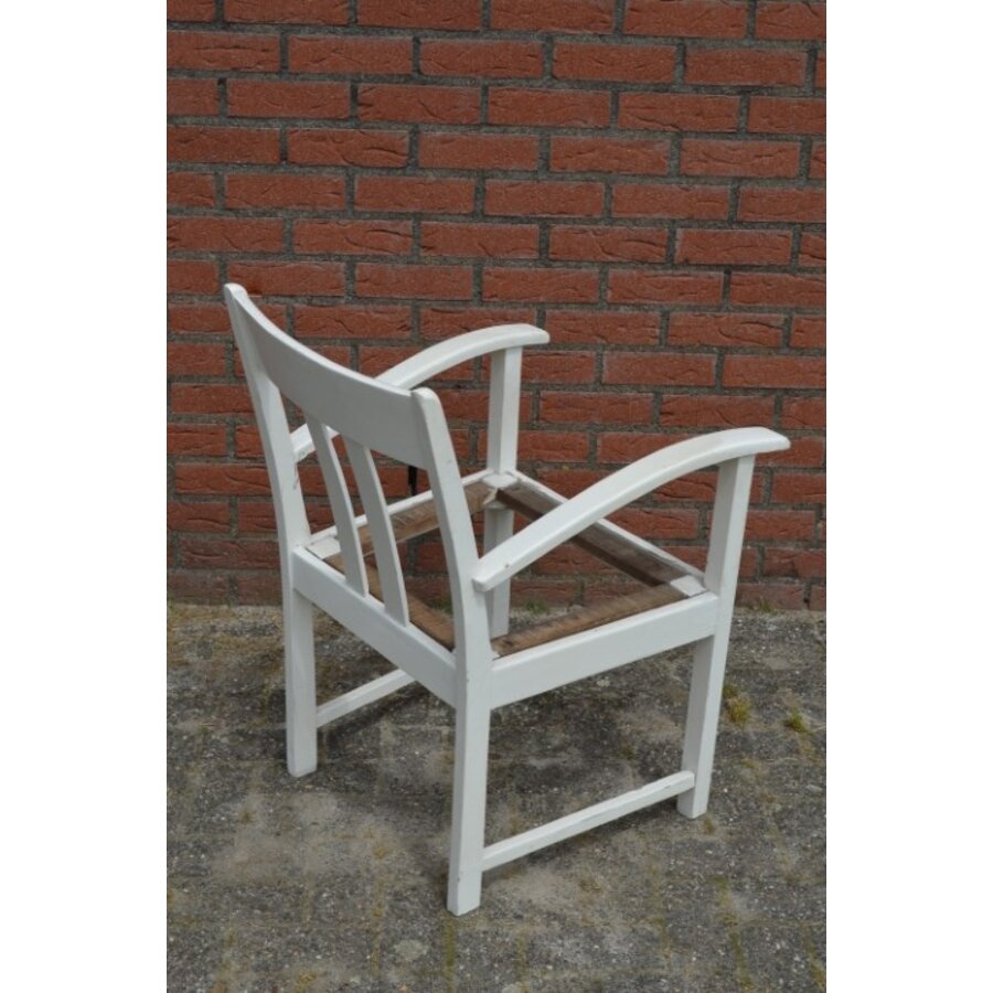 Ouderwetse houten armstoel frame opknapper-6