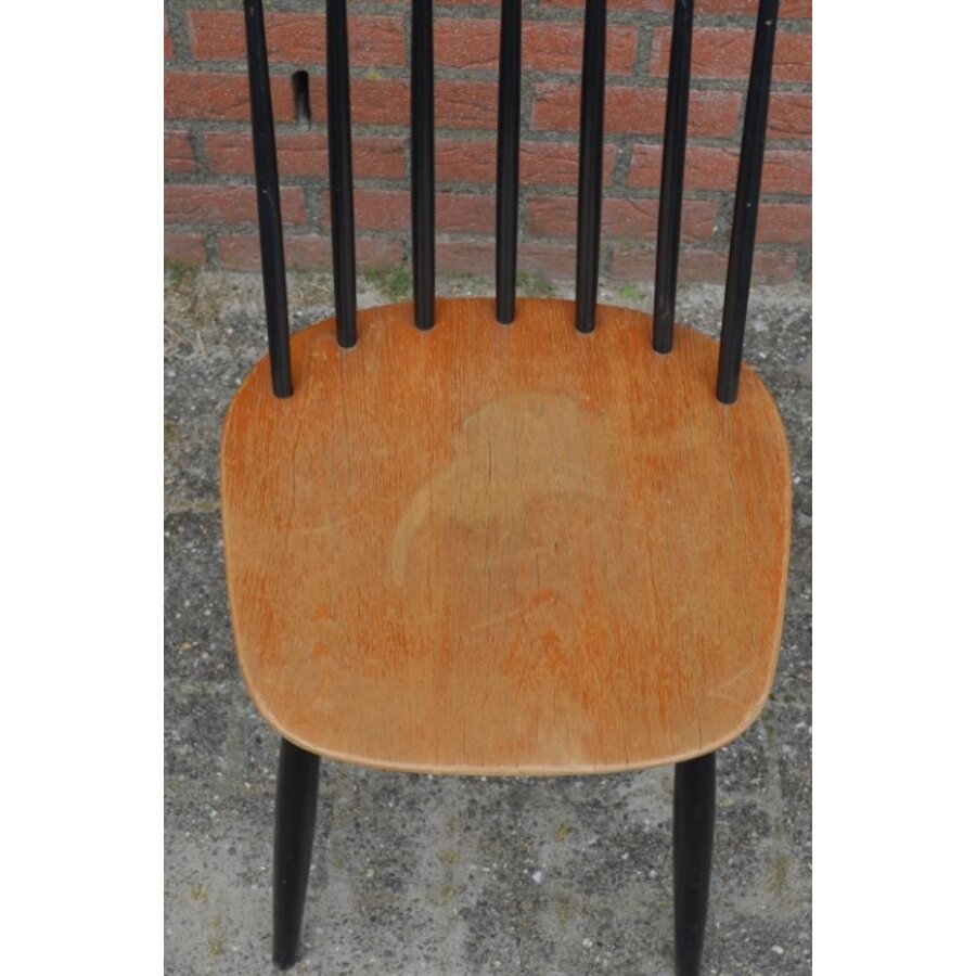 Spijlenstoel retro zwart en houtkleur-2