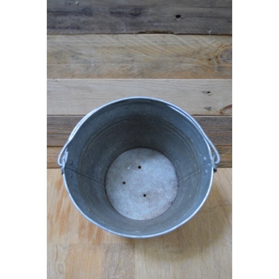 Zinken emmertje of bloembak-4