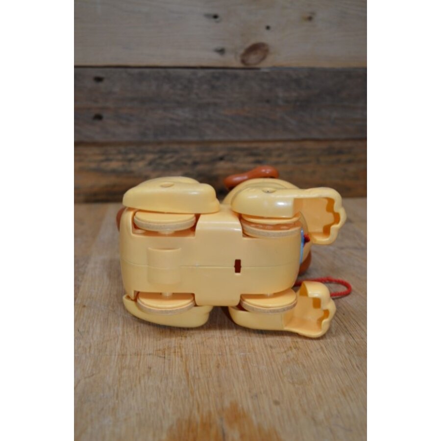 Vintage trek hondje aan een koordje-8