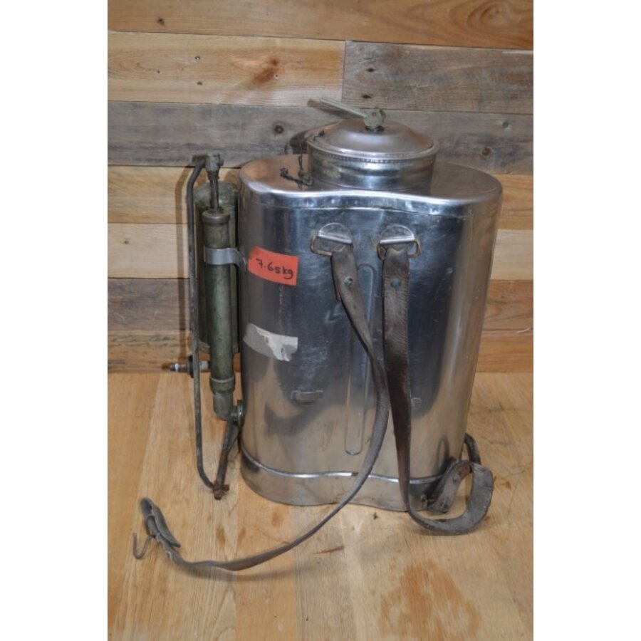 Ouderwetse Molison gifspuit-6