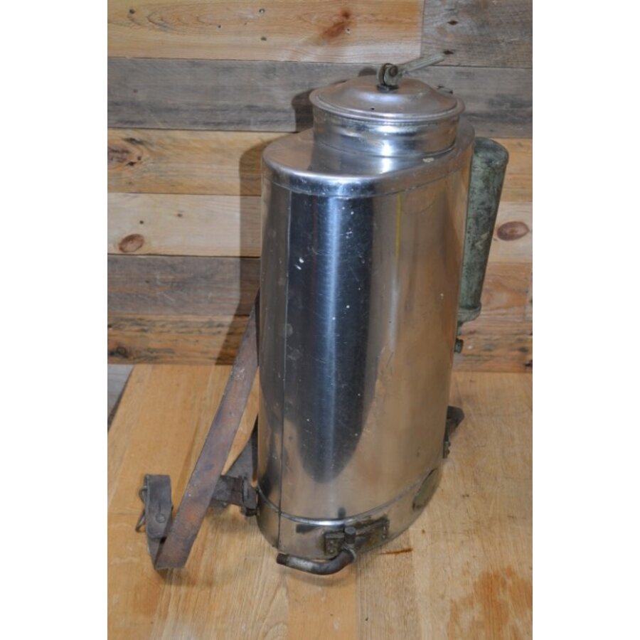 Ouderwetse Molison gifspuit-7