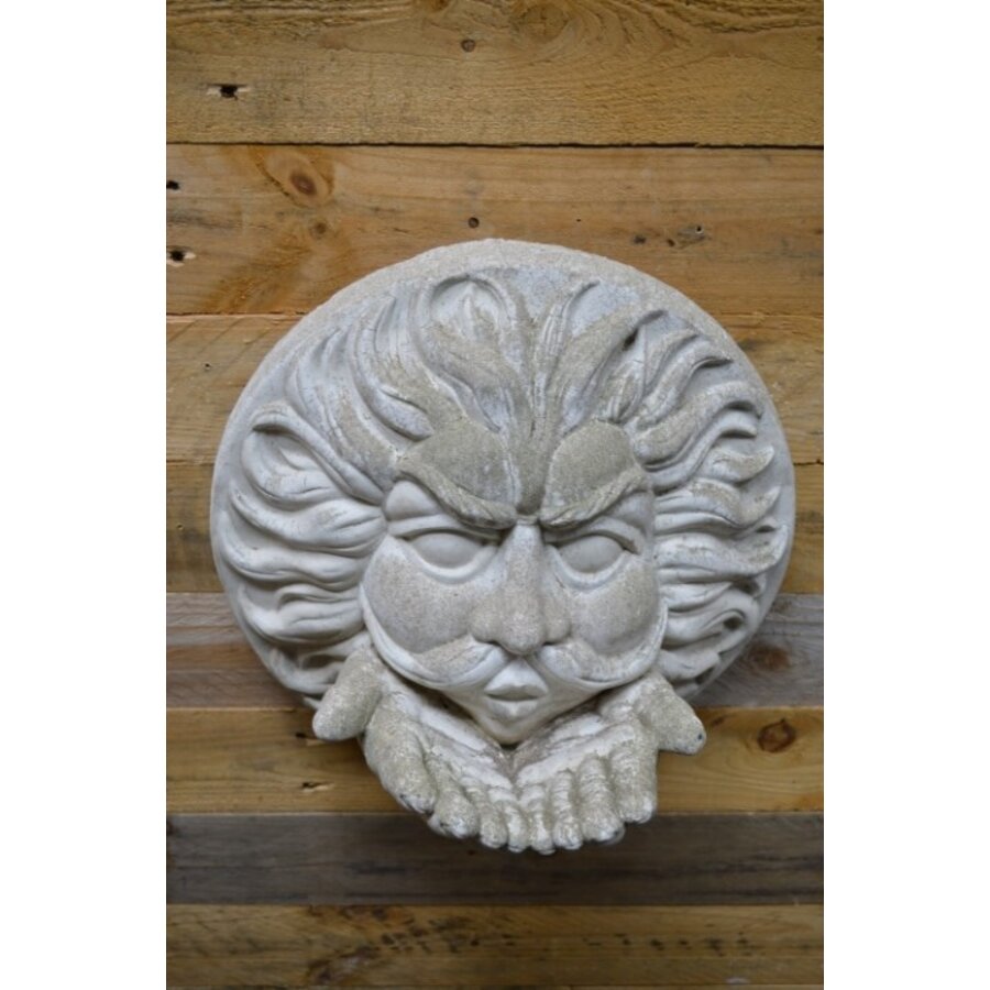 Betonnen windgezicht Vadertje Storm – wandornament met vogelvoerfunctie-4