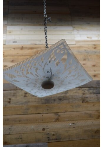 Plafond hanglamp met glazenkap 