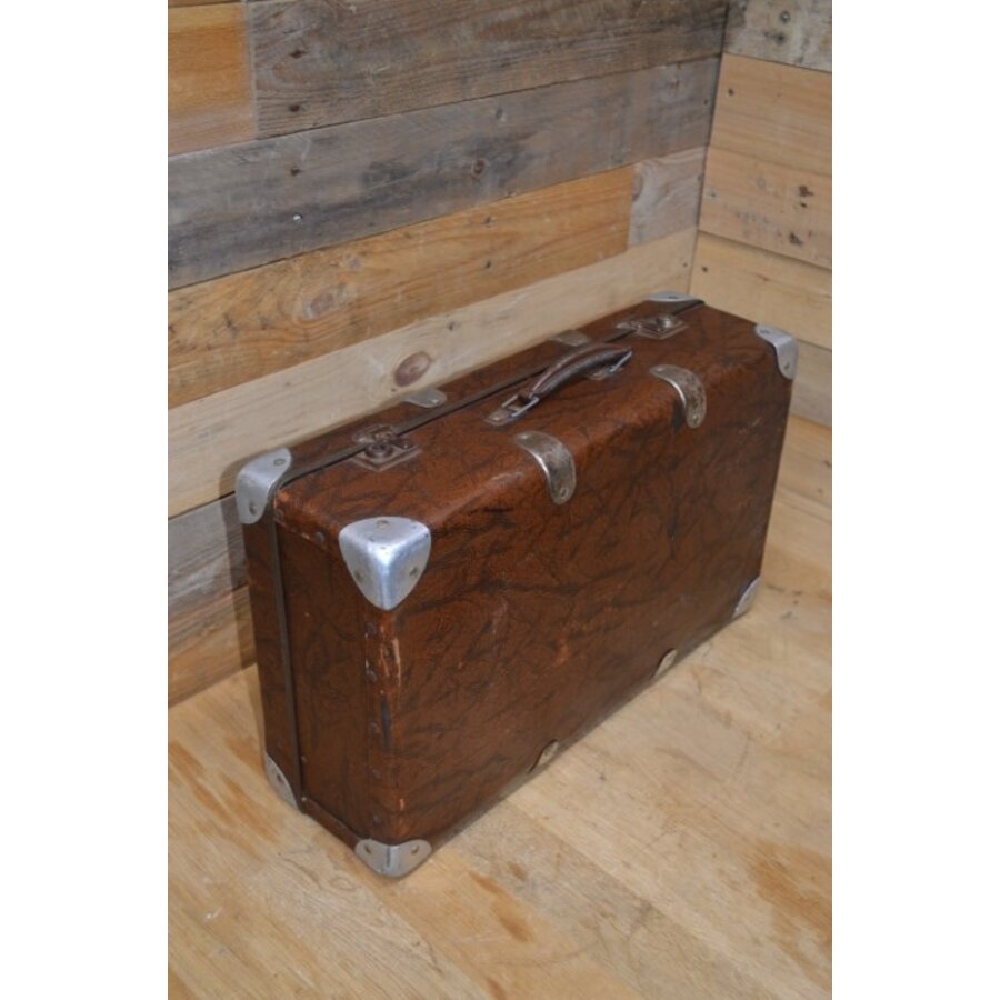 Vintage bruine reiskoffer met zilverkleurige hoekstukken-6