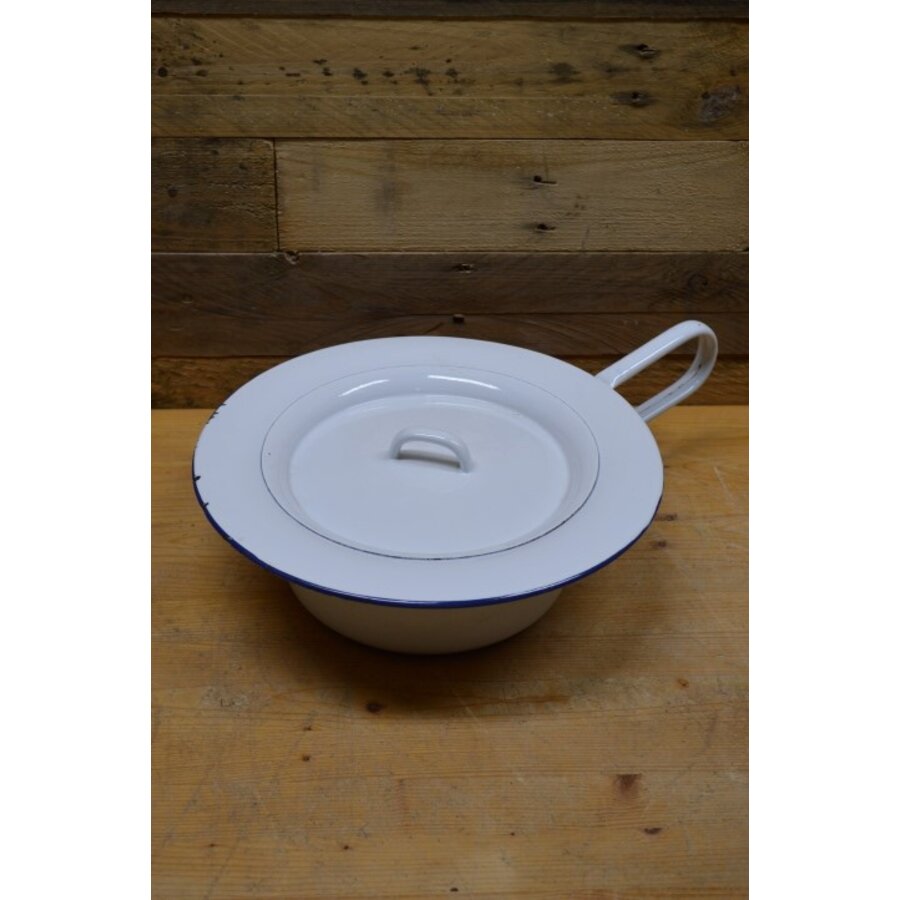 Vintage wit emaillen ondersteek met blauw randje-1