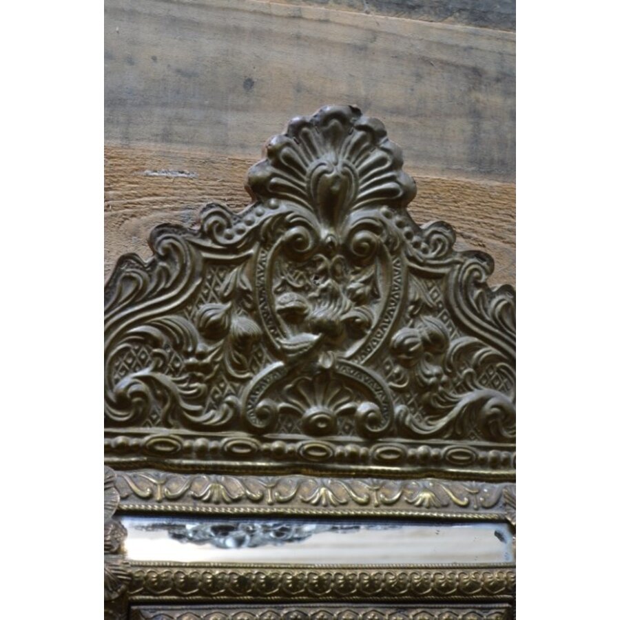 Borstelkastje met spiegels koperbeslag buitenkant-6