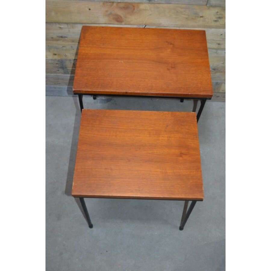 Vintage nesttafeltjes set van 2 met teakfineer blad-3