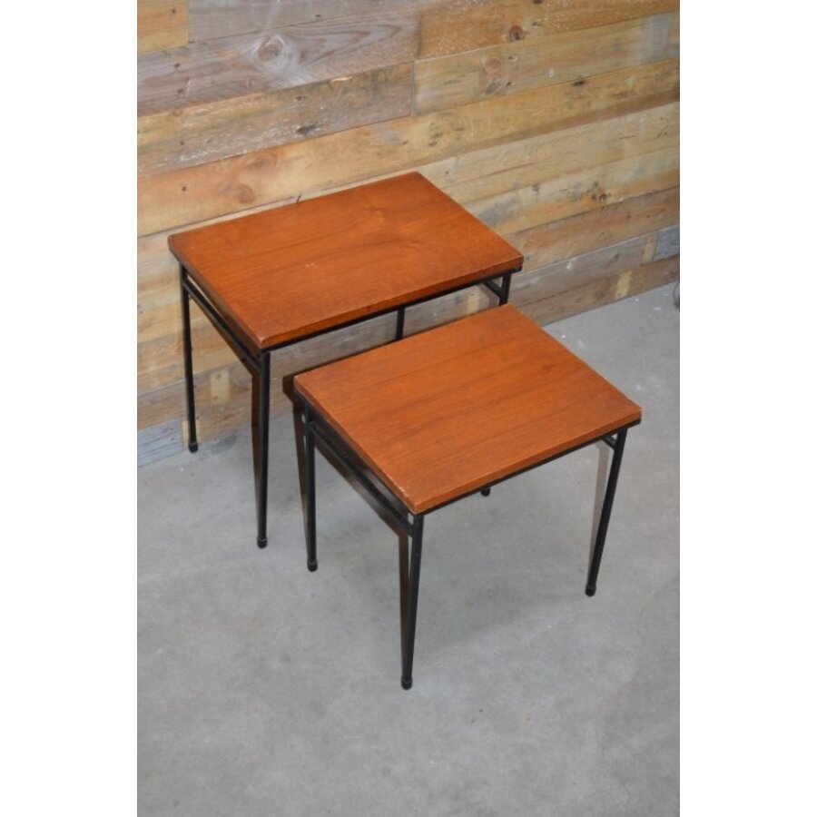 Vintage nesttafeltjes set van 2 met teakfineer blad-4