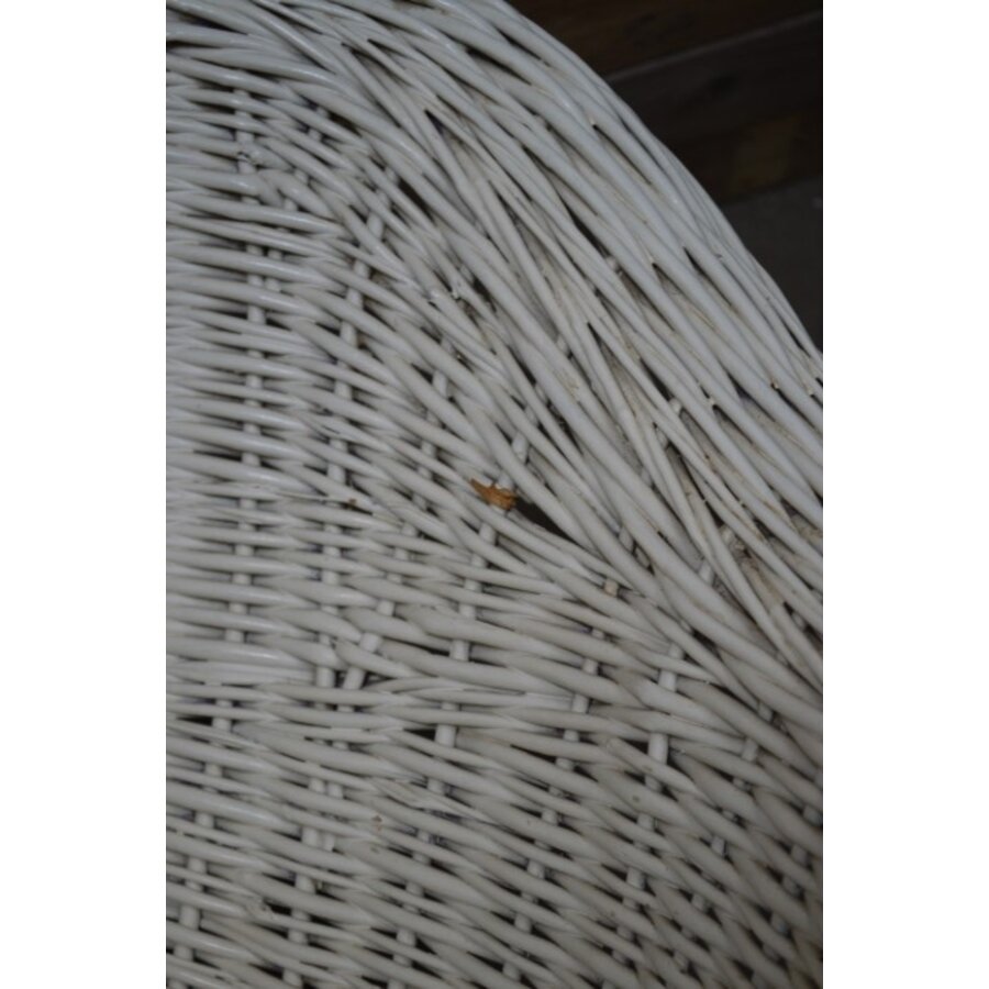 Vintage witte rotan fauteuil met gevlochten poot-8