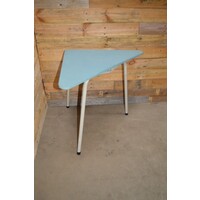 thumb-Vintage driehoekig bijzettafeltje met formica blad-3