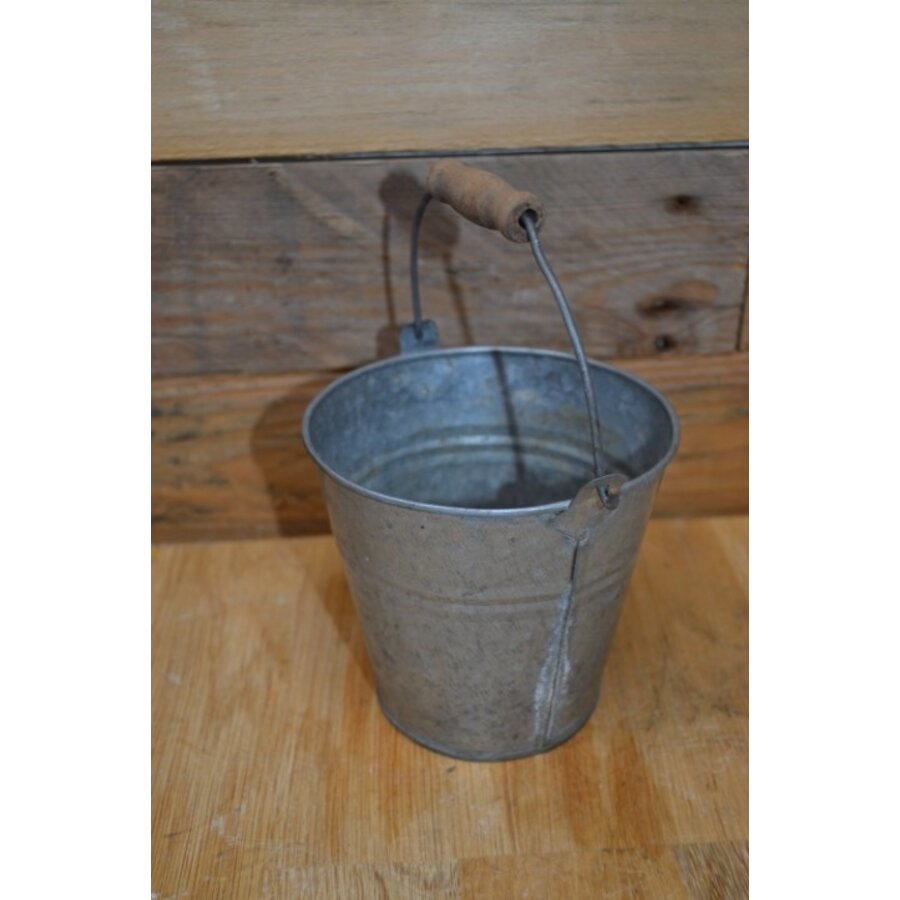 Zinken emmertje of bloembak-4