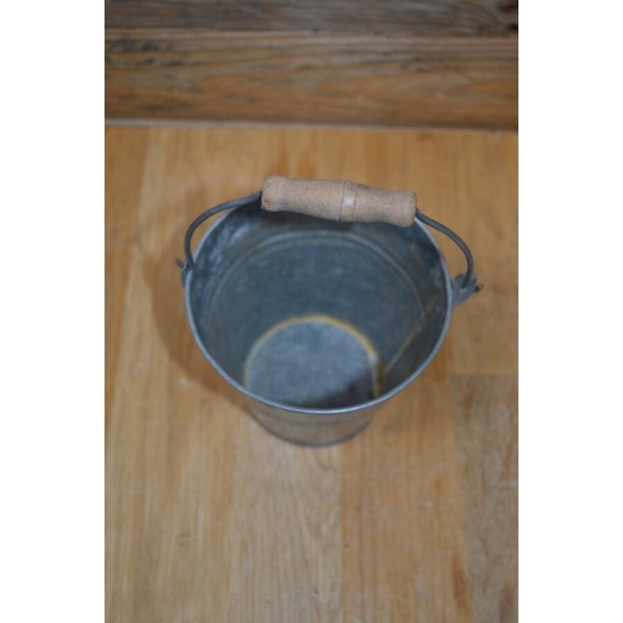 Zinken emmertje of bloembak-5