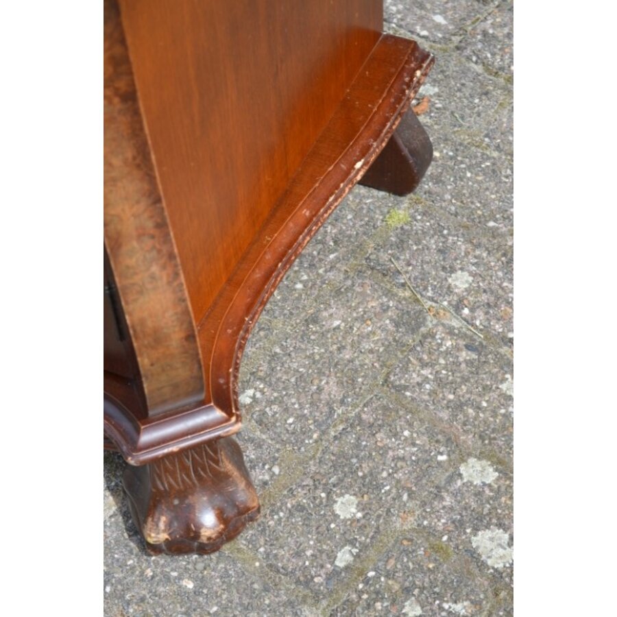 Tweedelige wandkast met notenhout fineer en laden-4