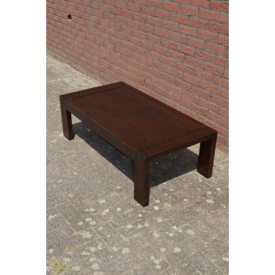 Grote rechthoekige salontafel van massief donker eiken-2