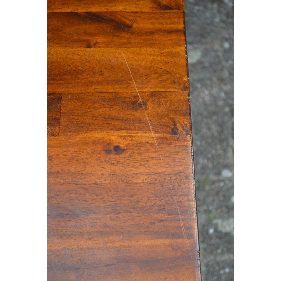 Eettafel koloniaal voor het hele gezin-5