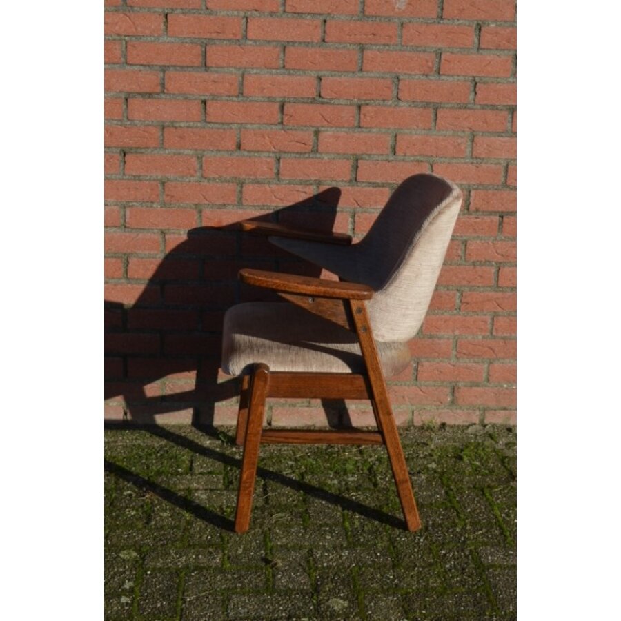 Retro eiken Pynock armstoel beige bruine velours bekleding-9