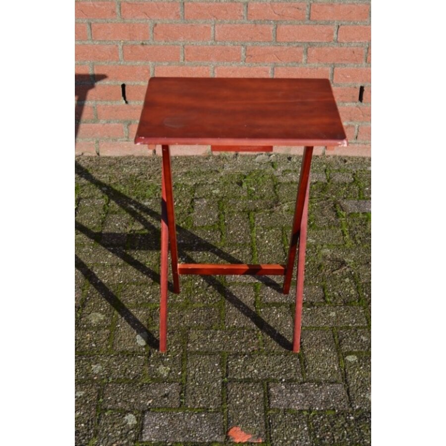 Opklapbaar houten bijzettafeltje in warm roodbruine kleur-4
