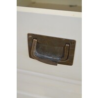 thumb-Witte vitrine servieskast van massief grenen met glazen deuren-3