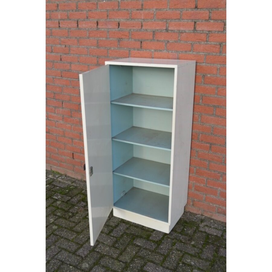 Retro eendeurs Bruynzeel kastje-4