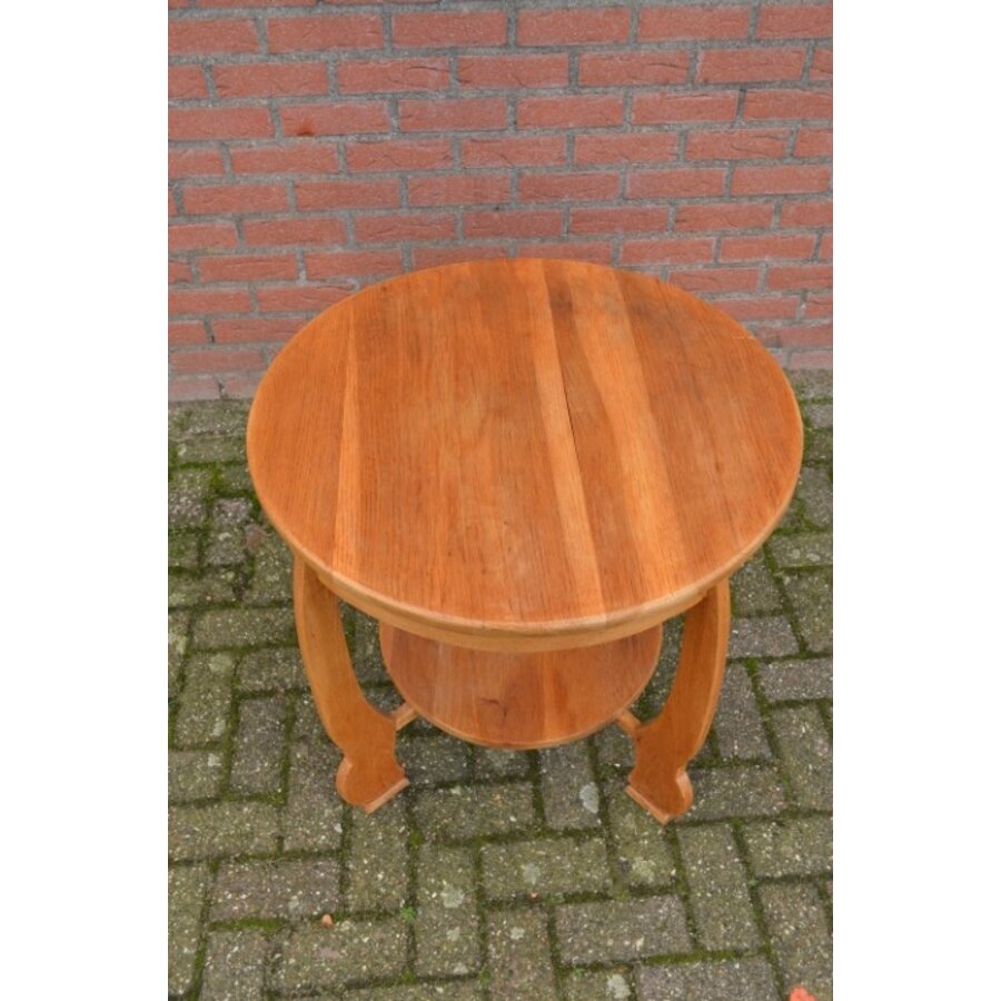 Ronde salontafel van massief hout in blanke uitvoering-4