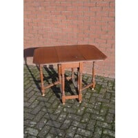thumb-Engelse klapoortafel van eikenhout met twee klapbladen-1