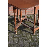 thumb-Engelse klapoortafel van eikenhout met twee klapbladen-3