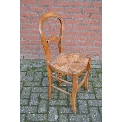 Antieke stoel opknapper 