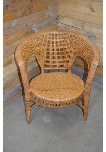 Rotan armstoel retro 