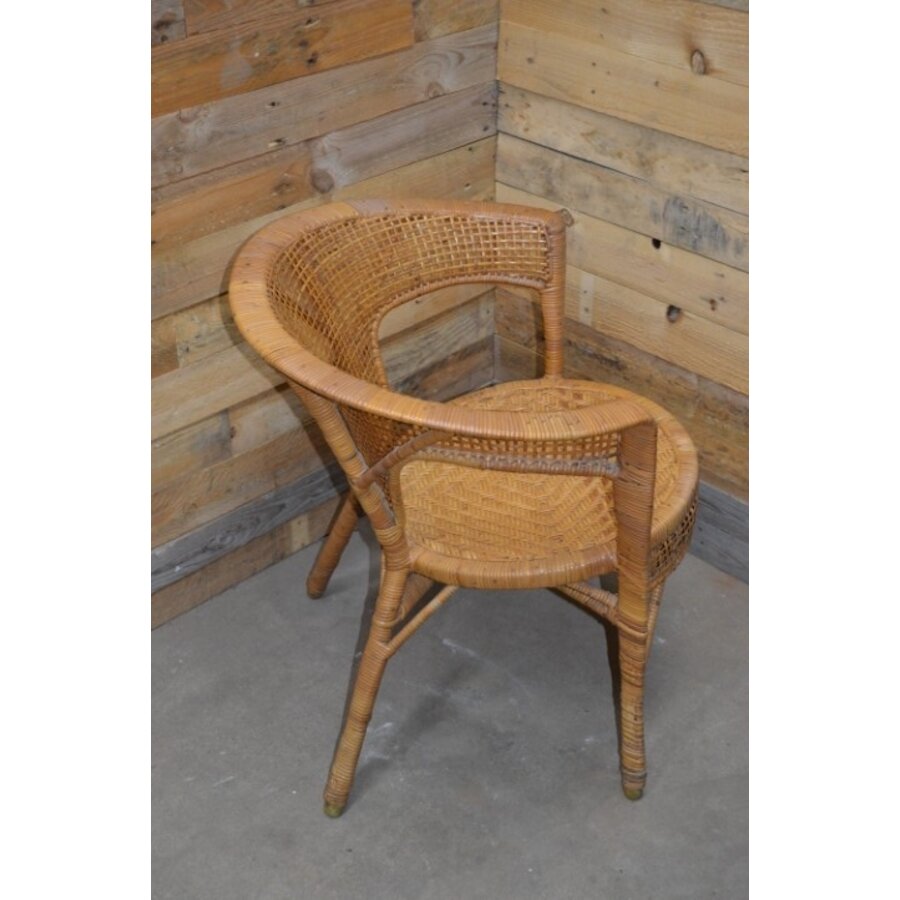 Vintage ronde rotan fauteuil met opengewerkt vlechtwerk en ruitpatroon-4
