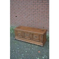 thumb-Klepkist massief eiken met houtsnijwerk-1