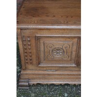 thumb-Klepkist massief eiken met houtsnijwerk-4