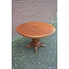 LoodsVol, Tweedehands Uitschuifbare ronde kersenhouten eettafel op klassieke kolomvoet