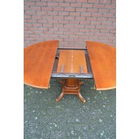 thumb-Uitschuifbare ronde kersenhouten eettafel op klassieke kolomvoet-8