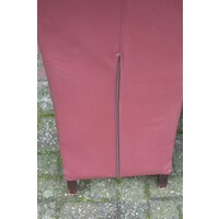 thumb-Bordeaux rode leren stoelen met houten poten set van 4-9