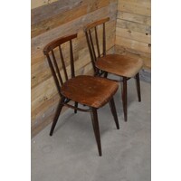 Retro houten stoelen met spijlen set van 2