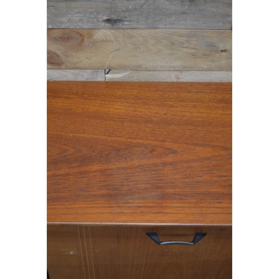 Louis van Teeffelen nachtkastjes set van 2-4