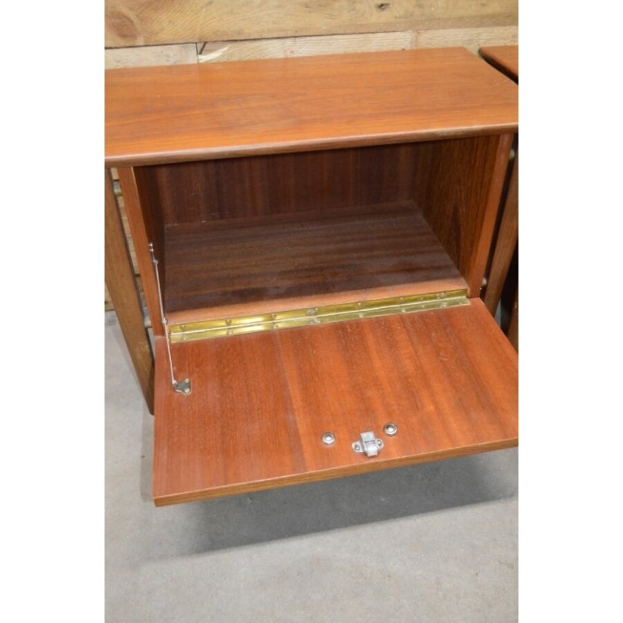 Louis van Teeffelen nachtkastjes set van 2-8