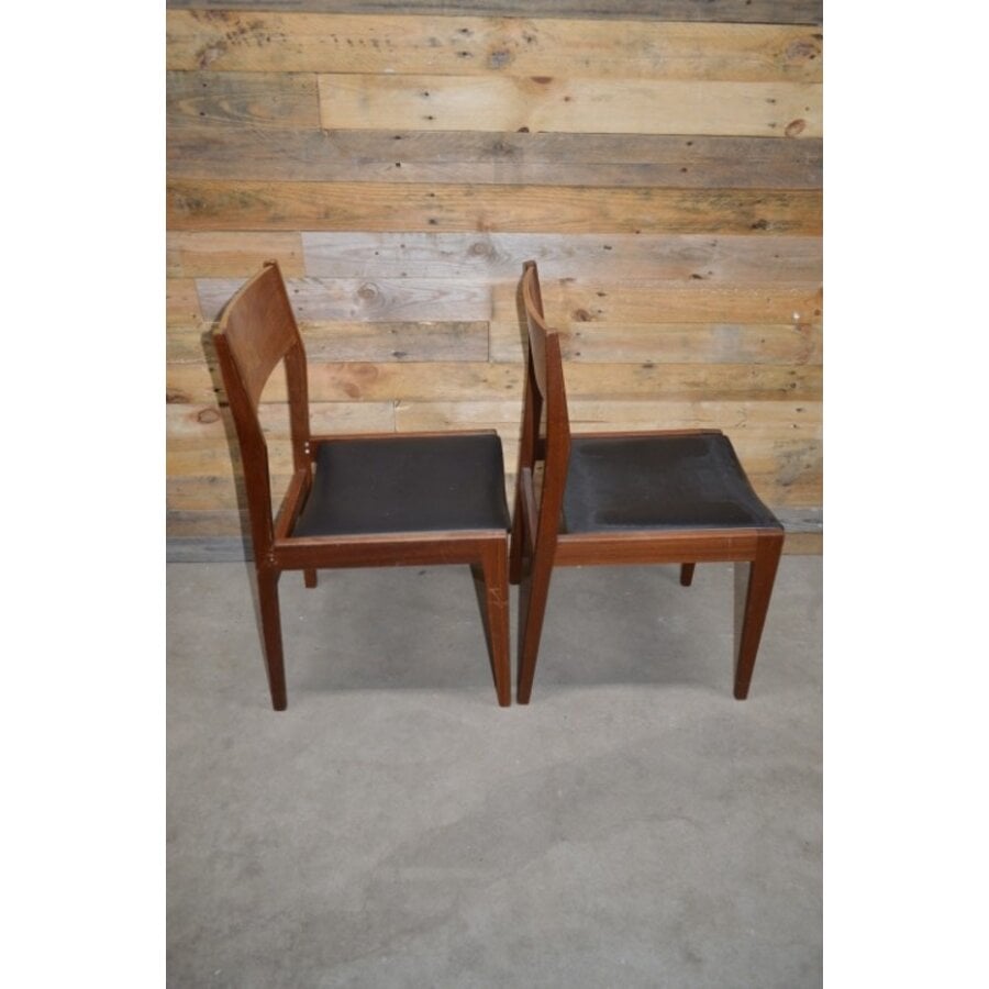 Set van 2 vintage Deens design teak eetkamerstoelen met zwart skai-7