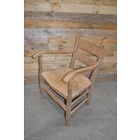 thumb-Eiken armfauteuil met biezen zitting gezandstraald-1