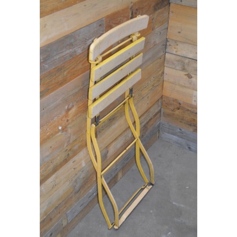Antieke robuuste bistrostoel Taubmann – geel ijzeren frame met hout-7