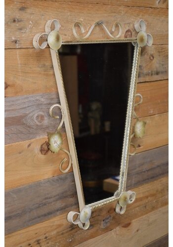 Retro spiegel in metalen omlijsting 